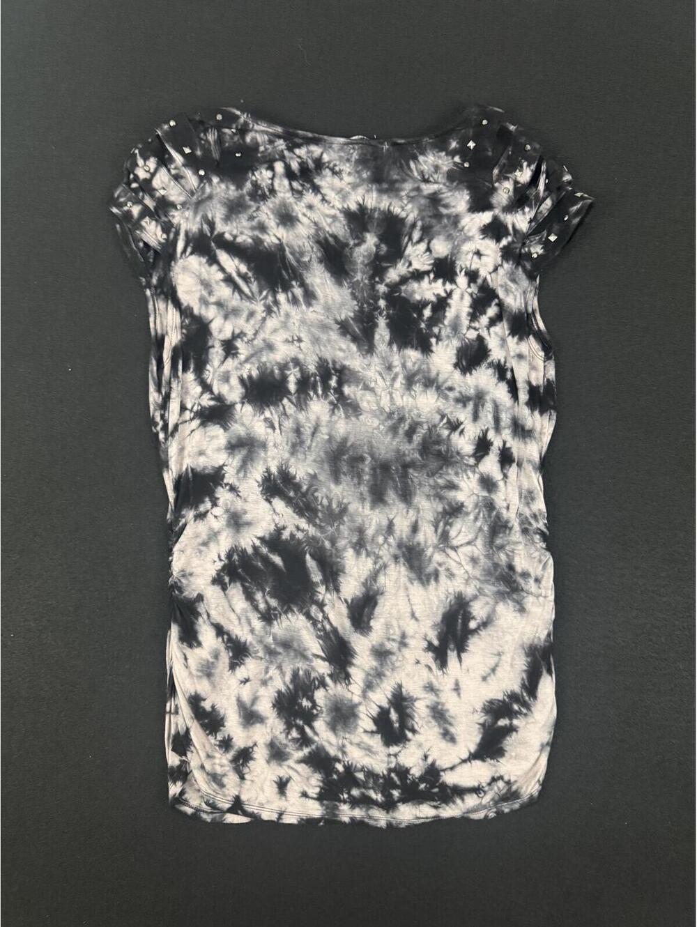 Rock & Republic Black & Gray Tie-Dye Sleeveless Top w/ Studded Cutout Shoulders - Picture 7 of 7